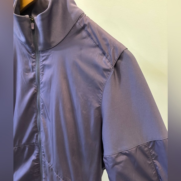 Nike Golf Ladies Windbreaker - Picture 4 of 8